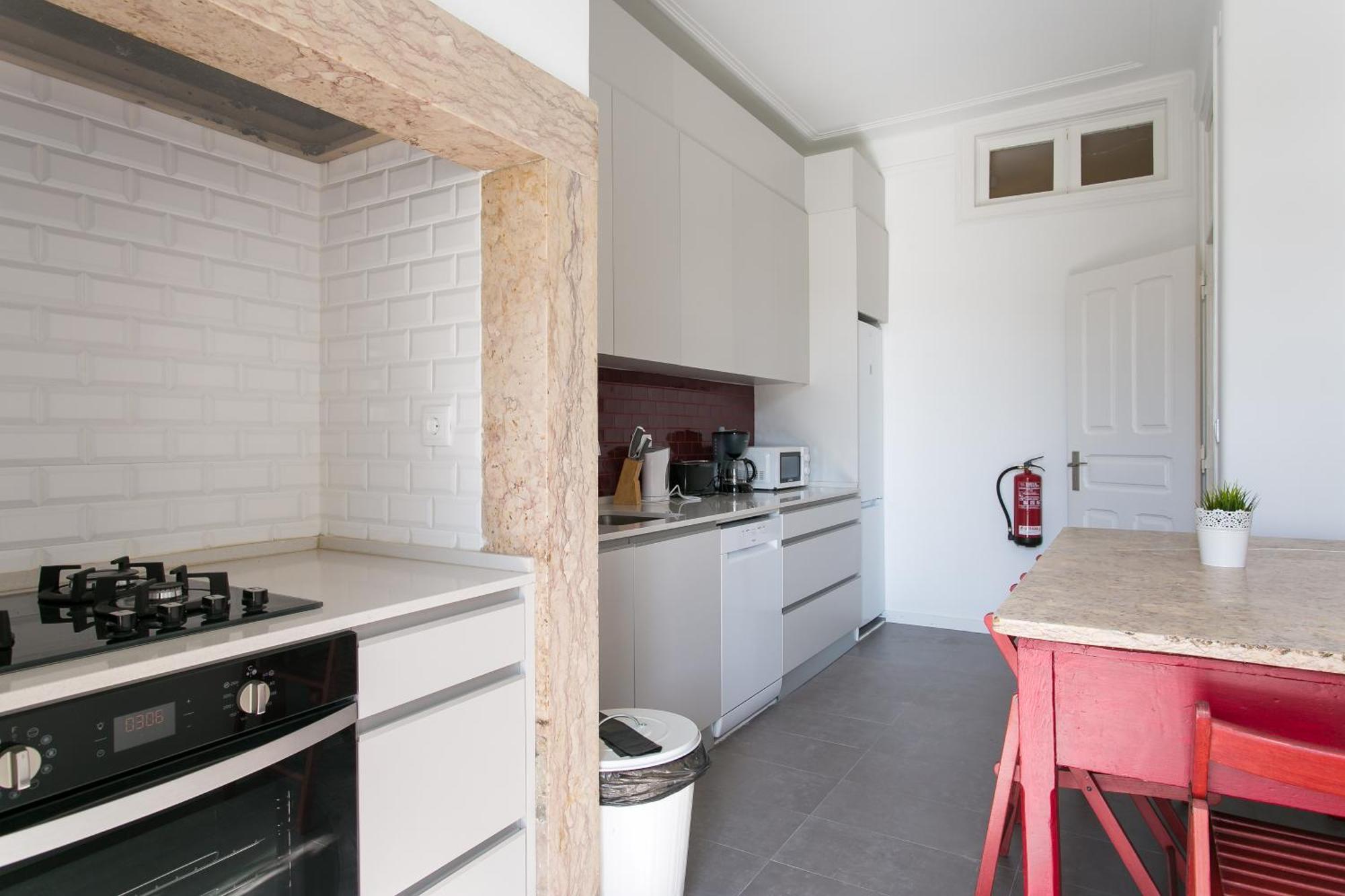 Rato By Hill Apartment Lissabon